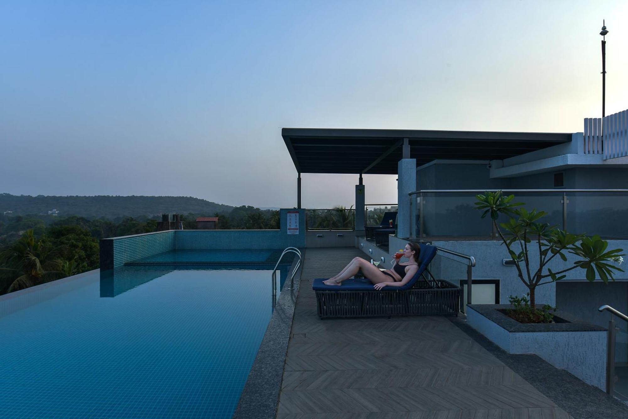 Meritas Auberge Calangute Goa Extérieur photo